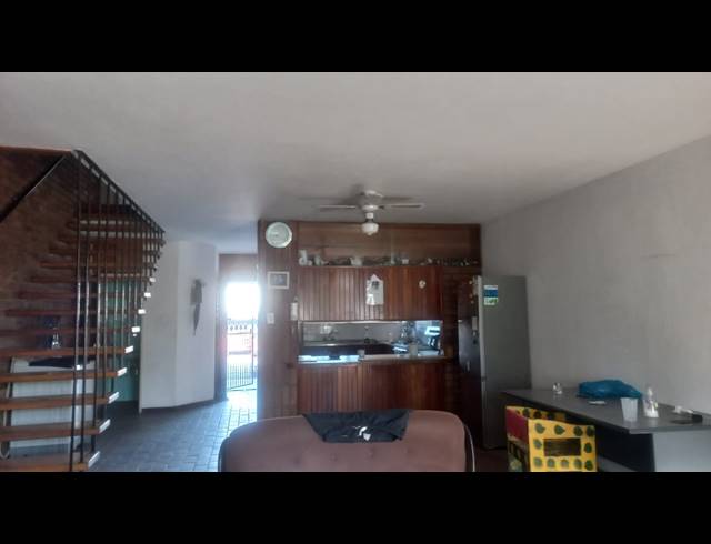 2 BEDROOM APARTMENT FOR SALE IN SPRINGS CENTRAL